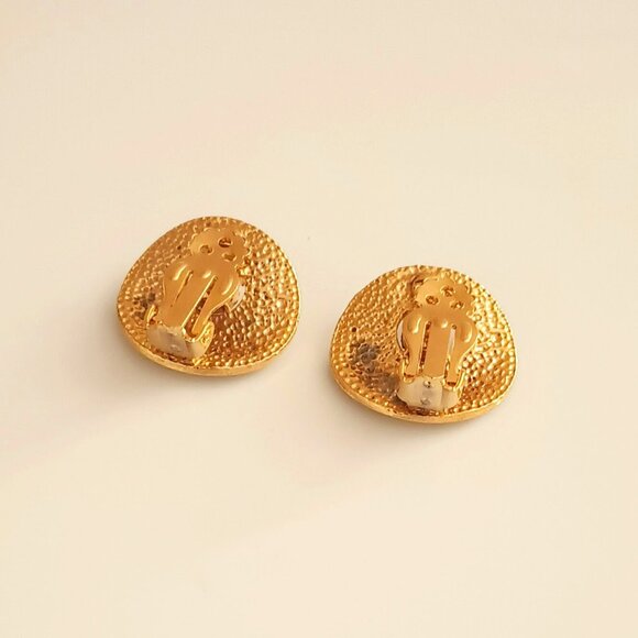 Vintage Textured Clip-On Earrings Statement Gold Tone Pronged Center Clear Stone - Picture 7 of 7